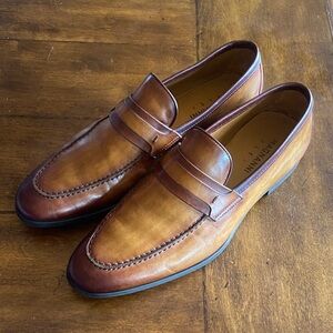 Magnanni Men's Tan Leather Slip-On Loafers